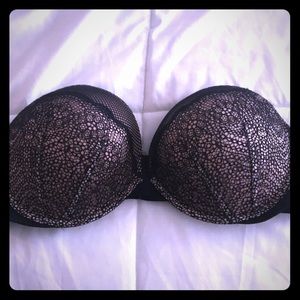 Victoria Secret Strapless Bra